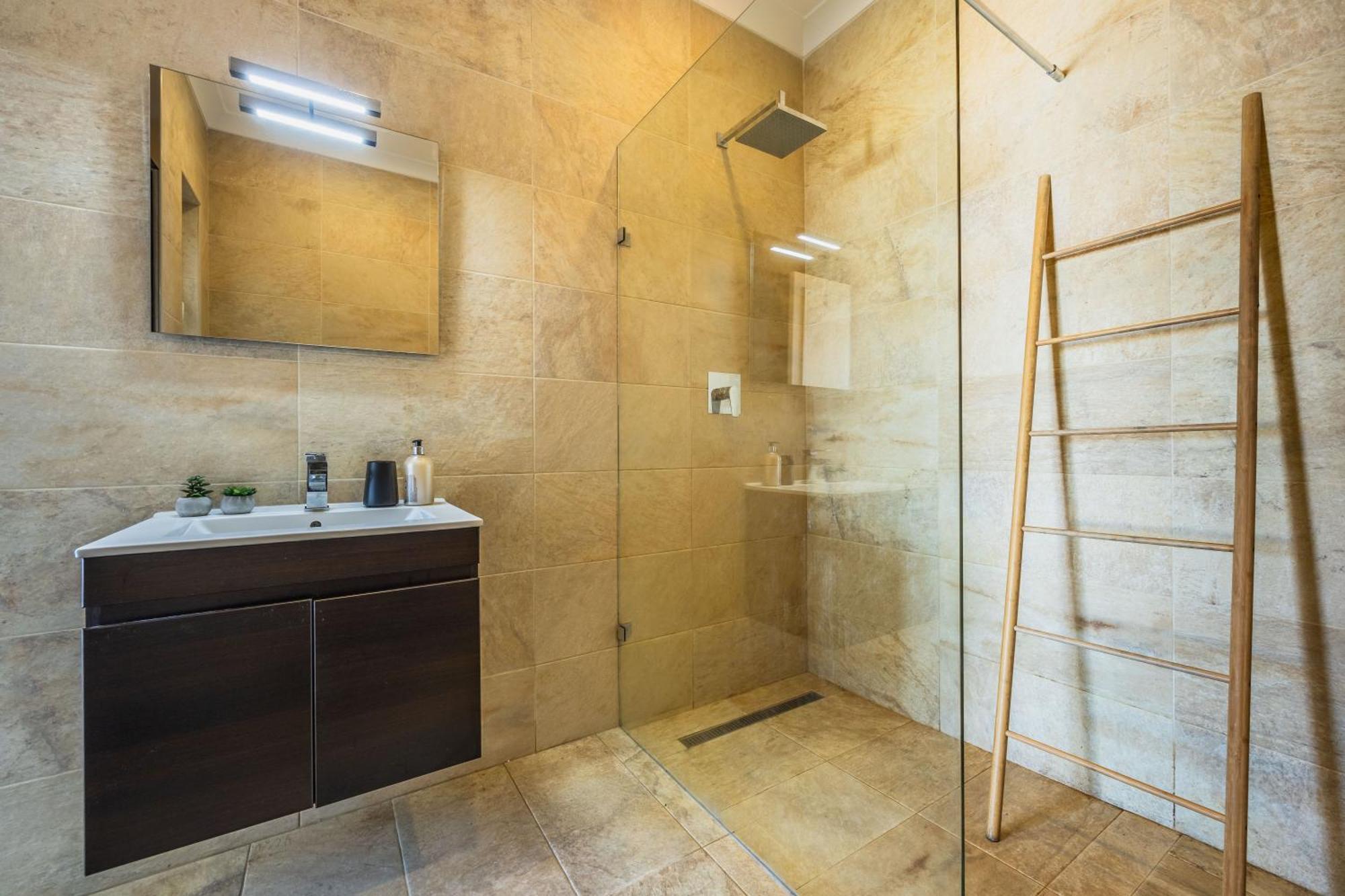 Апартаменты Stunning - Seaview Penthouse 3-Bed + Parking Слима Экстерьер фото